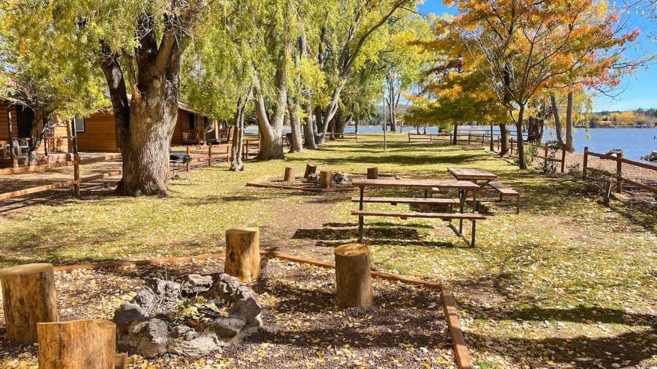 Lazy Oaks Resort Pinetop-Lakeside Exterior photo