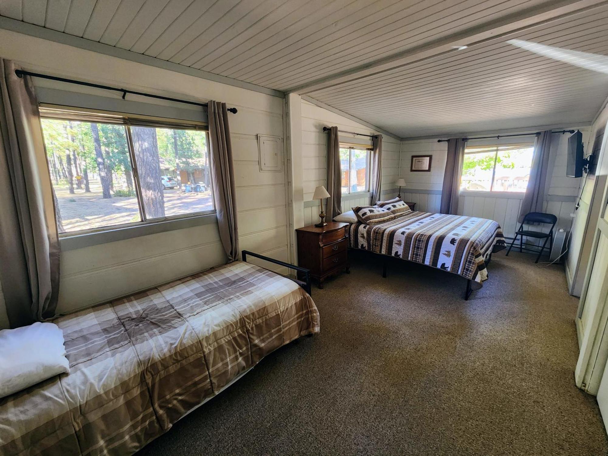 Lazy Oaks Resort Pinetop-Lakeside Exterior photo